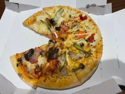 ドミノ・ピザ 追浜店