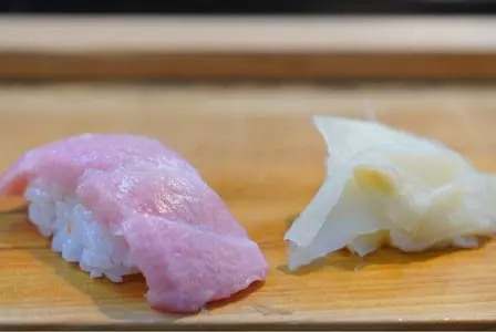 セン成・鮨処