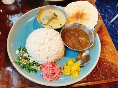 Curry&Spice青い鳥（カリーアンドスパイス アオイトリ）