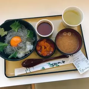 岬 丘の上食堂