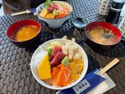 海鮮丼屋 小熊商店