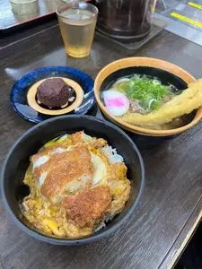 資さんうどん 橋本店