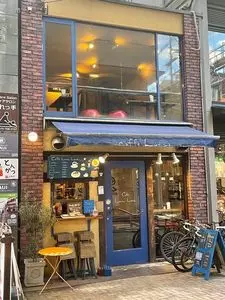 キッサ ルイ ルイ（Caffè LouieLouie）