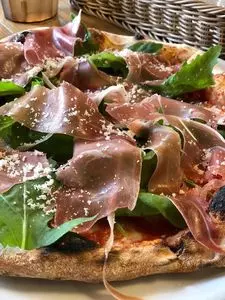 ピッツェリア ランバーミル（PIZZERIA LUMBERMILL）