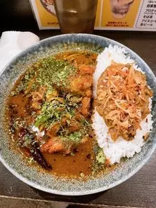 カレーノトリコ