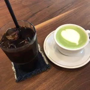 CAFE 201（カフェ ニーマルイチ）