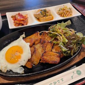 金豚亭(クムテジテイ) 2枚目