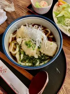 創作うどん　こむぎ