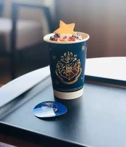 タリーズコーヒー フタバ図書TERAイオンモール福岡店