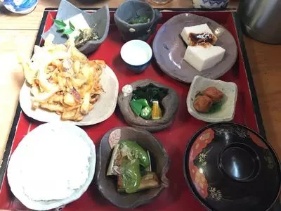 麻里花お食事処