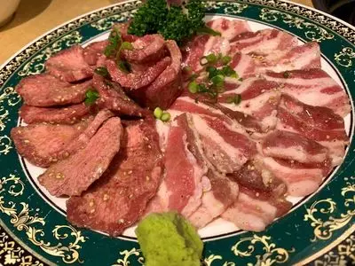 炭火焼肉 新宿 柳苑（りゅうえん）