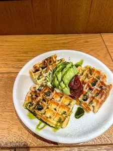 BLUE LEAF CAFE 上野（BLUE LEAF CAFÉ）
