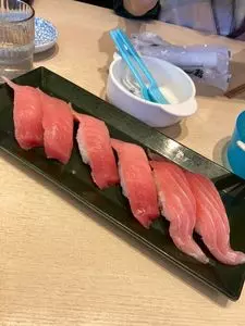 沼津魚がし鮨 流山おおたかの森店（ぬまづ うおがしずし）