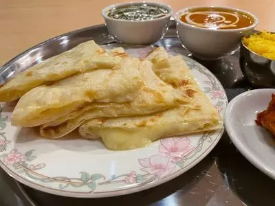 ガネーシャ ダイニング