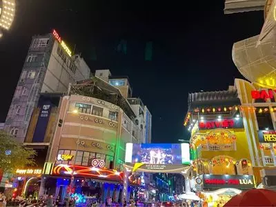 ホーチミン博物館 1枚目