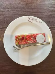 レタンプリュス 本店（LES TEMPS PLUS）