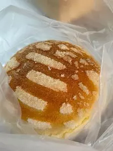 シャトルのメロンパン