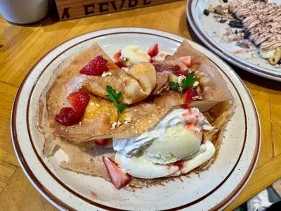 PALM Cafe&Creperie 茶屋町店（パーム）
