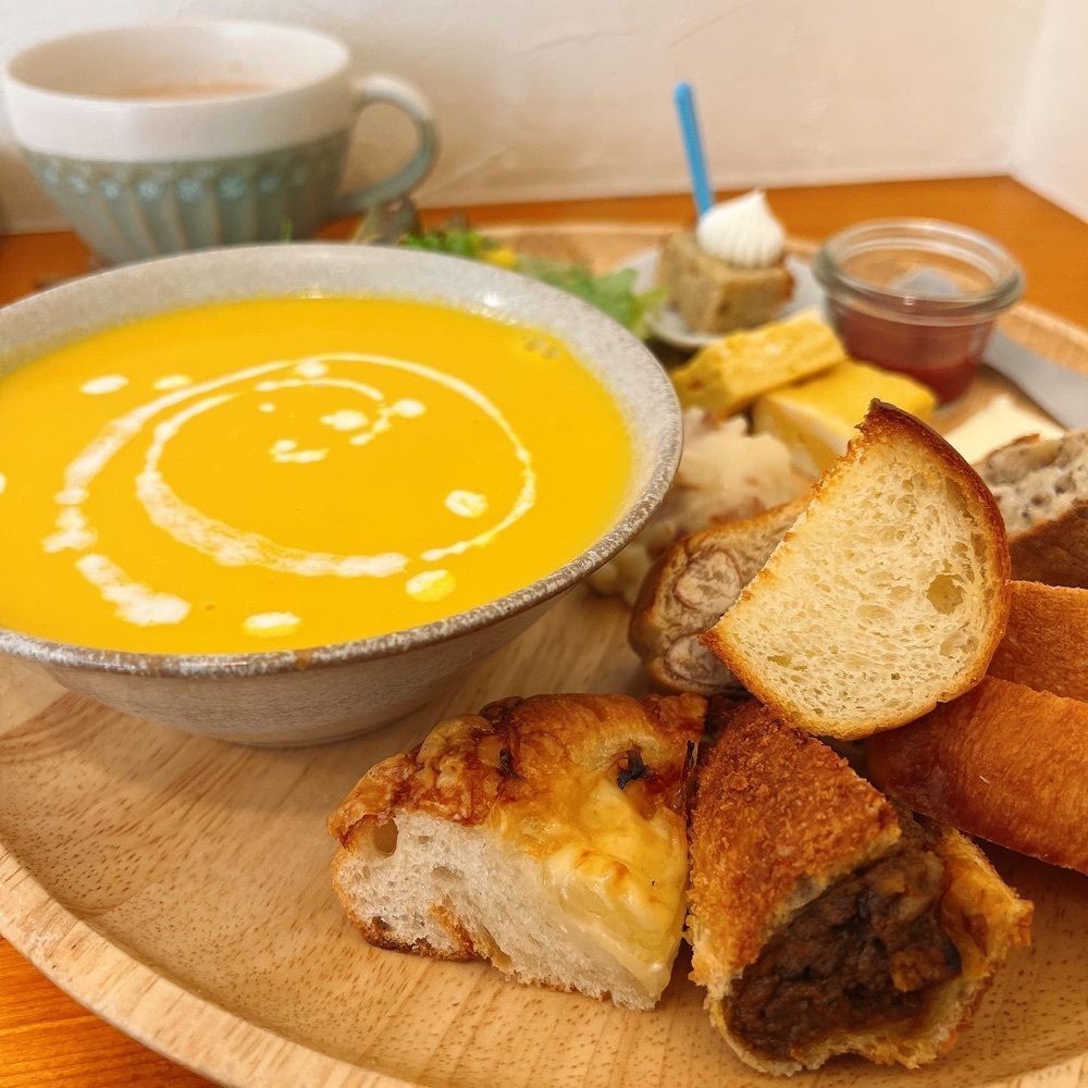 ヤジメシ　ボリューム満点東京グルメさんが投稿したパンと料理とお菓子の店 tonttu（トントゥ）に関する口コミの画像