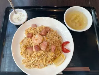 ロータスラウンジ 新宿