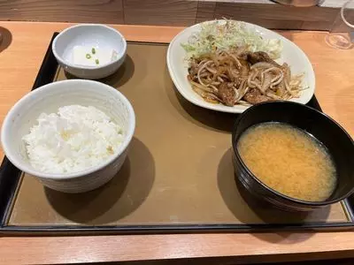 やよい軒川崎駅西口店
