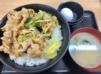 伝説のすた丼屋 池袋店（でんせつのすたどんや）