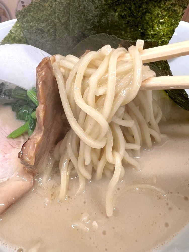 滝呂タカさんが投稿した濃厚鶏らーめん 106（トム）に関する口コミの画像