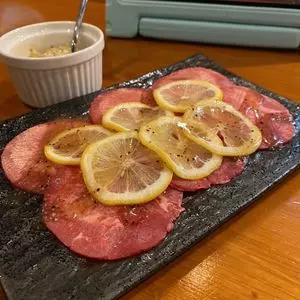 焼肉 絆 栄店