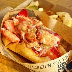 LUKE'S LOBSTER 新宿サザンテラス店（ルークス ロブスター）