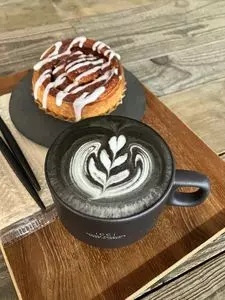 イッチ カワラ コーヒー ラボ（icci KAWARA COFFEE LABO）