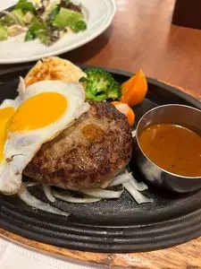 ロイヤルホスト 宮の森店（Royal Host）