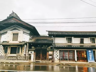 丸森物産いちば八雄館