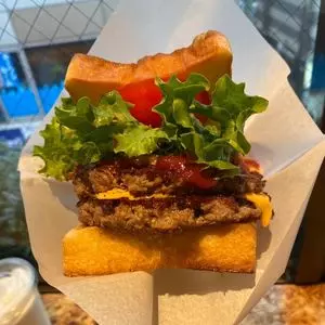 BAKERY & BURGER JB'S TOKYO（ベーカリー＆バーガー ジェイビーズ トウキョウ）