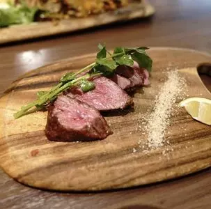肉バル 肉ソン大統領 秋葉原店