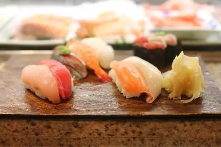 築地 すし Omakase