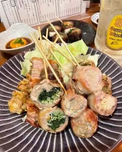 炭火野菜巻き串と炉端焼き 博多うずまき 博多駅前店