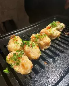 とり焼肉酒場 鶏ん家 春吉店