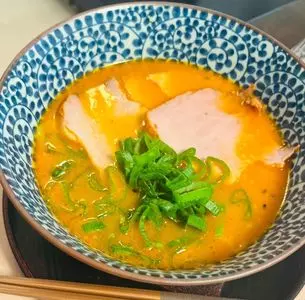 拉麺ひらり（HIRARI noodle）