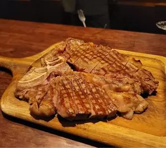 カルネヴィーノ 銀座（【旧店名】ヴィノリオ）