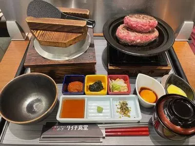 釜炊きごはんとハンバーグ タイチ食堂 マルエイガレリア店