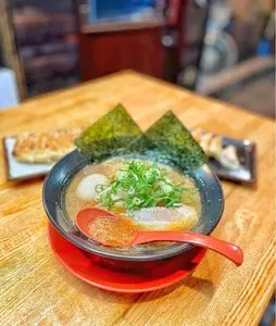 賢蔵辣麺