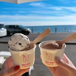 HOLIDAY ICE CREAM STORE（ホリデーアイスクリームストア）