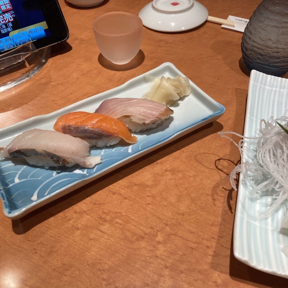 ロッシフミさんが投稿したうまい鮨勘 赤坂店（うまいすしかん）に関する口コミの画像