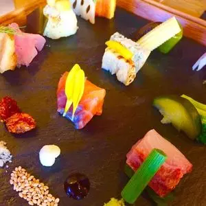 AWOMB 烏丸本店