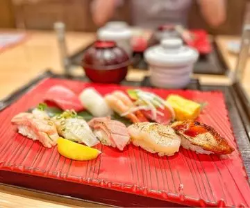 廻転寿司 CHOJIRO 上本町YUFURA店（にぎり長次郎）