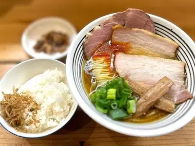 極麺 青二犀（ゴクメン アオニサイ）