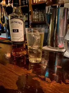 BAR SERVICIA（バー セルヴィシア【旧店名】ビアバル ボラッチョ）