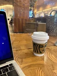 スターバックスコーヒー 二子玉川ライズ ドックウッドプラザ店