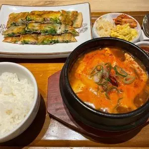 チゲ料理&韓国鉄板 ヒラク（チゲ料理&韓国鉄板 HIRAKU）