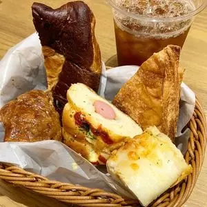 ブーランジェリー ル ベンケイ BIGHOP印西店（BOULANGERIE LE BENKEI）